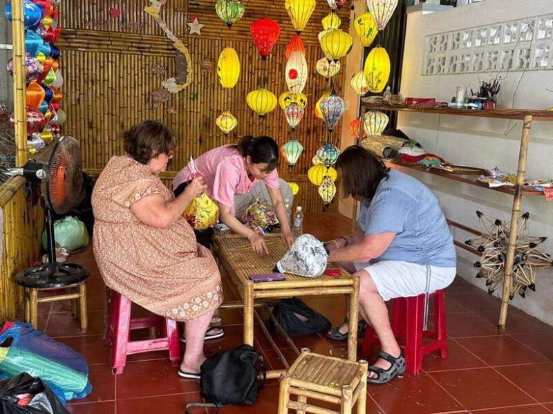 from-hoian-cam-thanh-basket-boat-lantern-making
