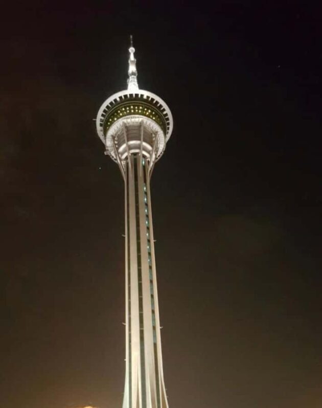 From Hong Kong: Macau Night Tour via HZMB w/Dinner, Transfer - FAQs