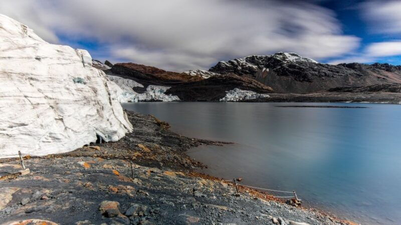 from-huaraz-glacier-pastoruri-and-puya-raimondi-day-tour