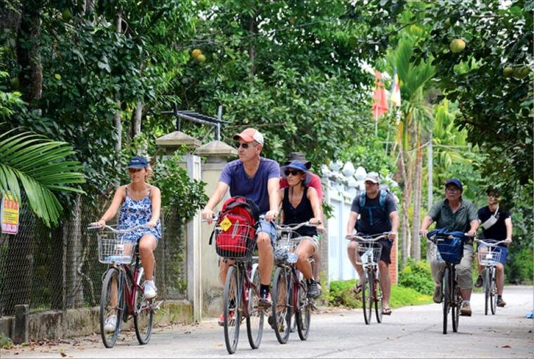 from-hue-1-day-cooking-class-in-thuy-bieu-village