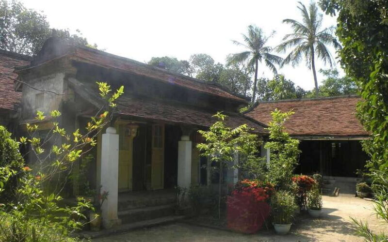 From Hue: Explore Thuy Bieu Village  Cycle, Cook, Relax - FAQ