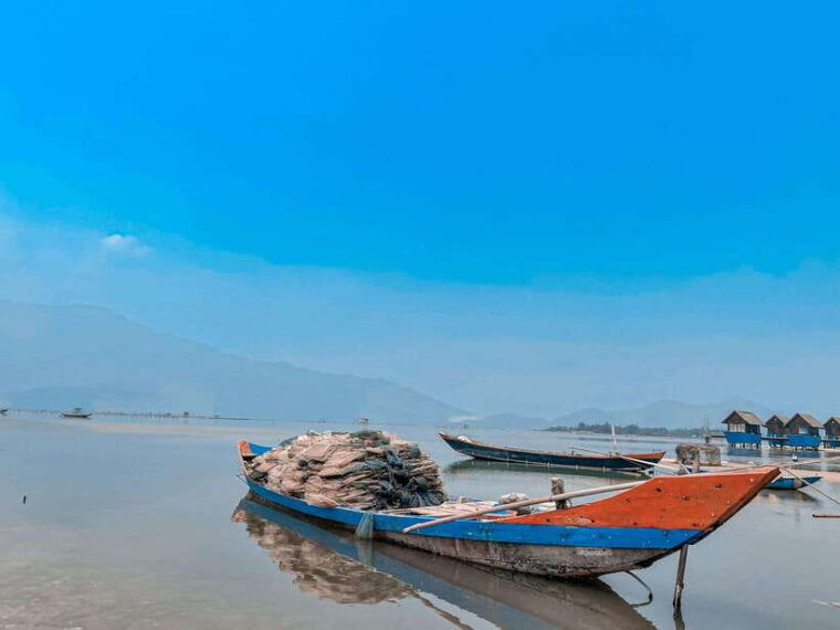 from-hue-hoi-an-bus-transfer-with-4-sightseeing-stops