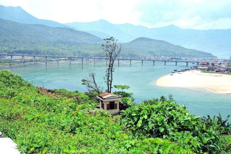 from-hue-hoi-an-guided-bus-tour-with-4-scenic-stops