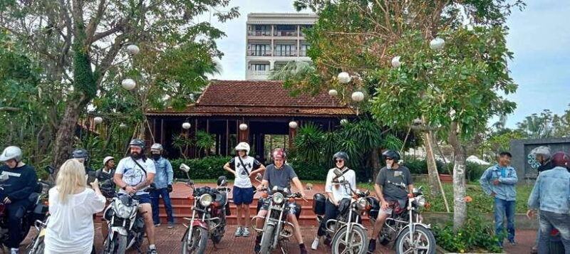 from-hue-hue-to-hoi-an-via-hai-van-pass-by-easyrider