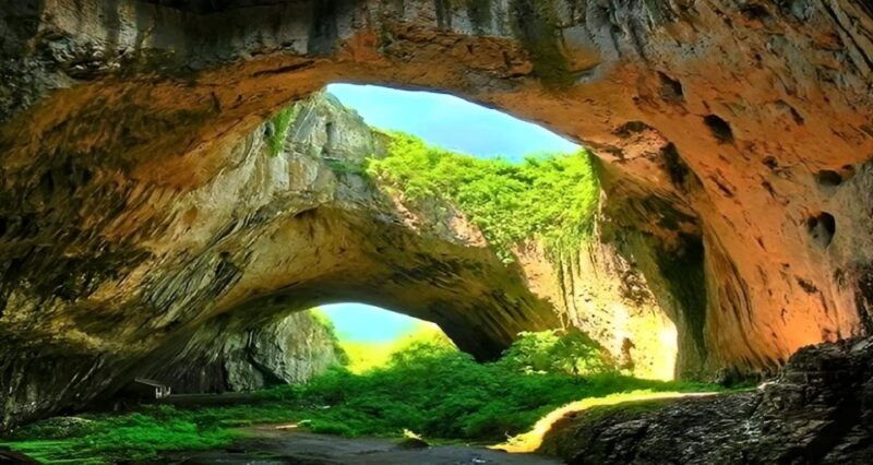 from-hue-one-day-explore-paradise-cave