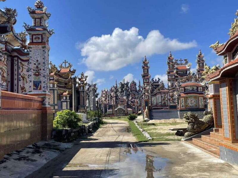 from-hue-private-car-to-hoi-an-via-an-bang-cemetery