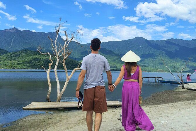 From Hue to Hoi An: Hai Van Pass 4 Stops Sighteeing by Bus - Exploring the Tour Itinerary in Detail