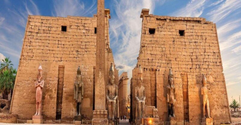 From Hurghada: 1-Night Luxor Tour, Hot Air Balloon, Transfer - Key Points