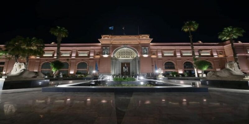 From Hurghada: Private Day tour of Cairo with guide, Lunch - What to Expect on the Tour