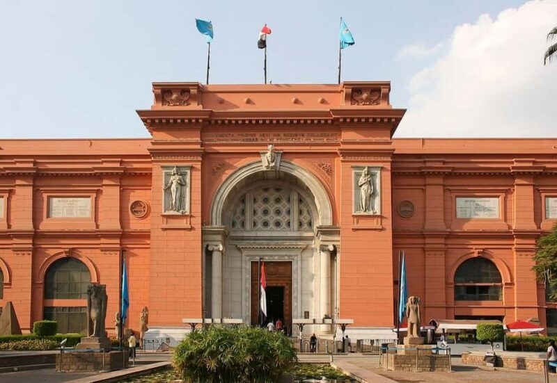 From Hurghada: Pyramids and Egyptian Museum Tour & Boat Ride - Key Points