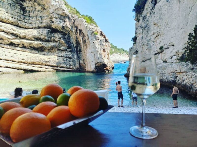 from-hvar-blue-cave-and-5-islands-boat-tour
