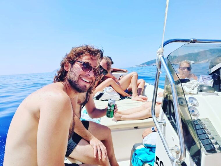 from-hvar-blue-cave-and-5-islands-boat-tour