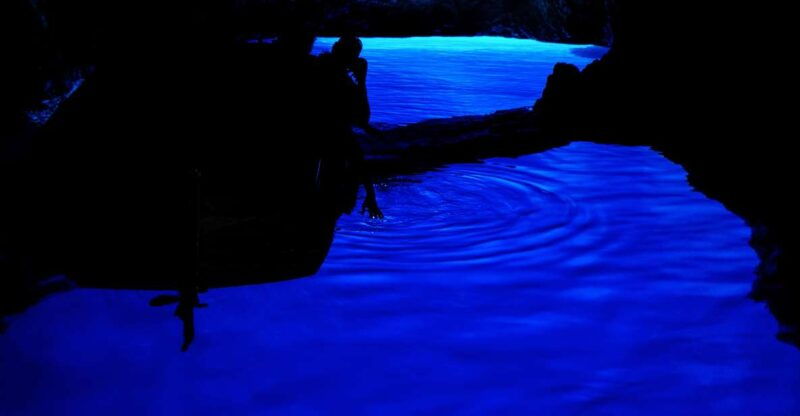 from-hvar-blue-green-cave-group-tour