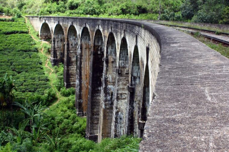 from-induruwa-maha-induruwa-kosgoda-day-trip-to-ella