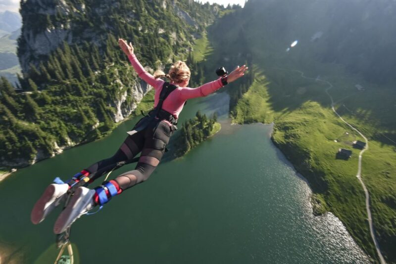 From Interlaken: Stockhorn Bungee Jump - Who Will Love This Tour?
