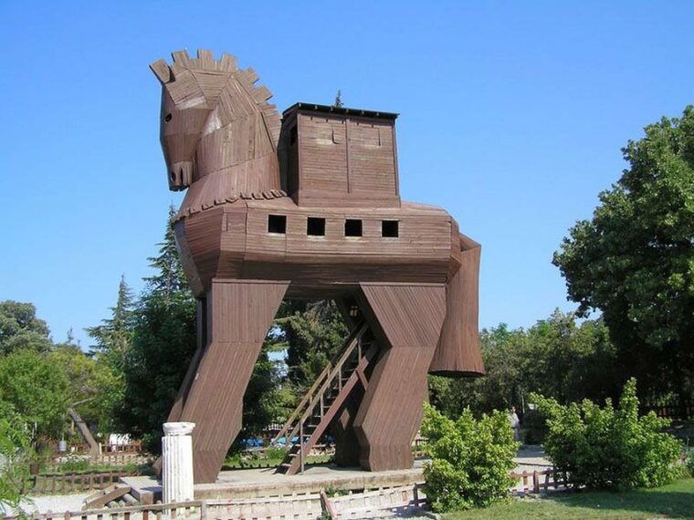 from-istanbul-2-day-gallipoli-troy-tour