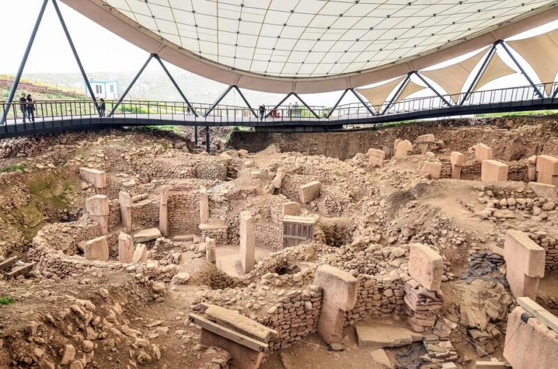 from-istanbul-to-gobeklitepe-1-night-2-days-tour-by-flight