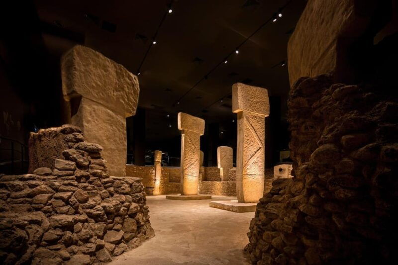 from-istanbul-to-gobeklitepe-1-night-2-days-tour-by-flight