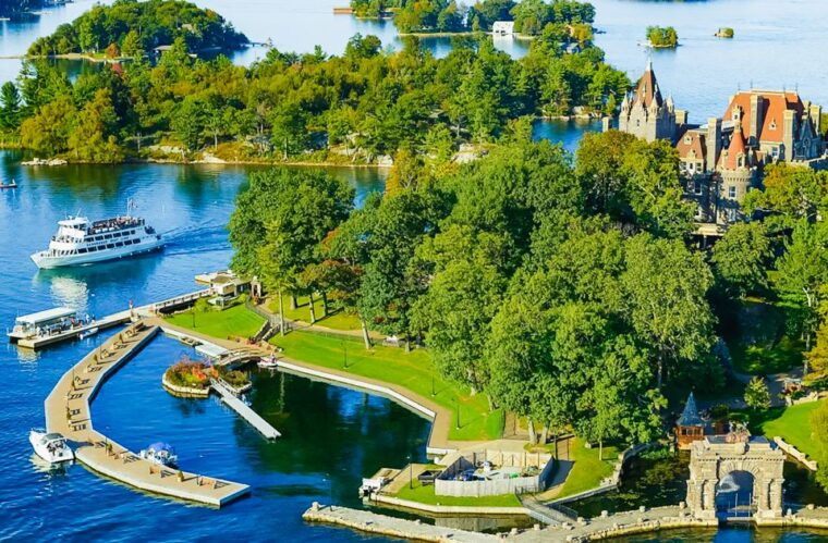 from-ivy-lea-1000-islands-boldt-castle-scenic-cruise