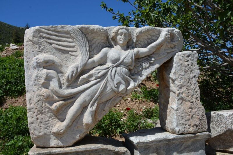 from-izmir-kusadasi-selcuk-day-trip-to-explore-ephesus