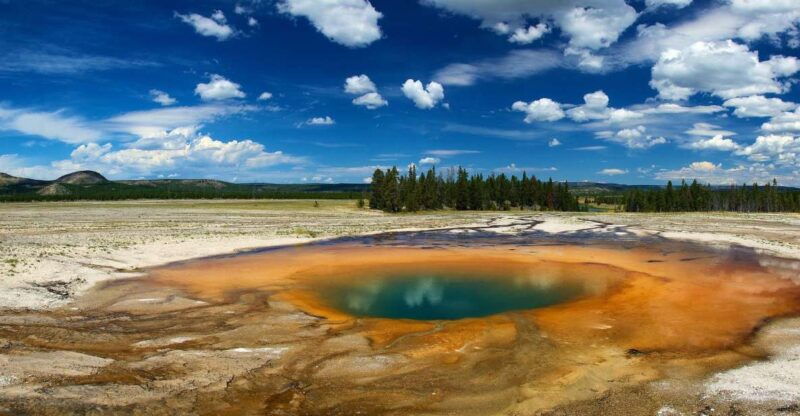 from-jackson-yellowstone-national-park-day-trip-with-lunch