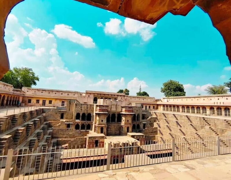 From Jaipur: Same Day Trip to Abhaneri Chand Baori Stepwell - Exploring the Itinerary in Detail