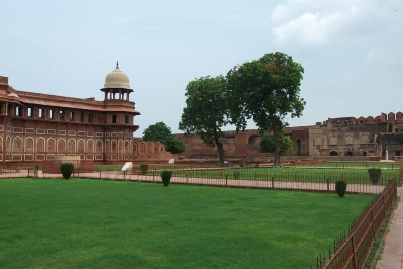 From Jaipur: Taj Mahal and Agra Fort Tour By Car - Key Points