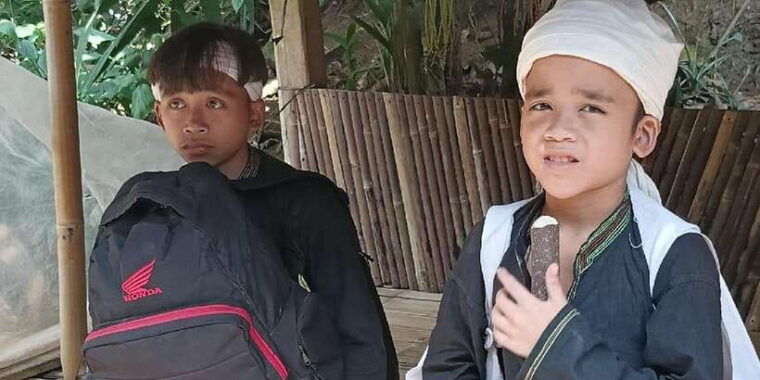 from-jakarta-baduy-tribe-full-day-trip-with-lunch