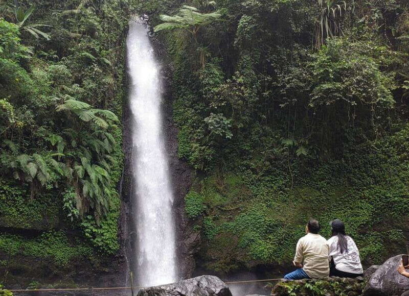 from-jakarta-situ-gunung-suspension-bridge-waterfall-tour