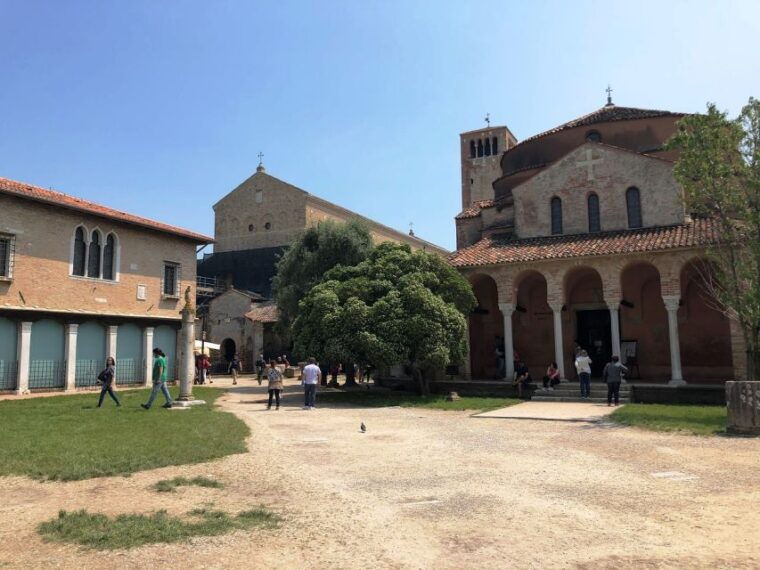 from-jesolo-day-trip-to-murano-burano-and-torcello