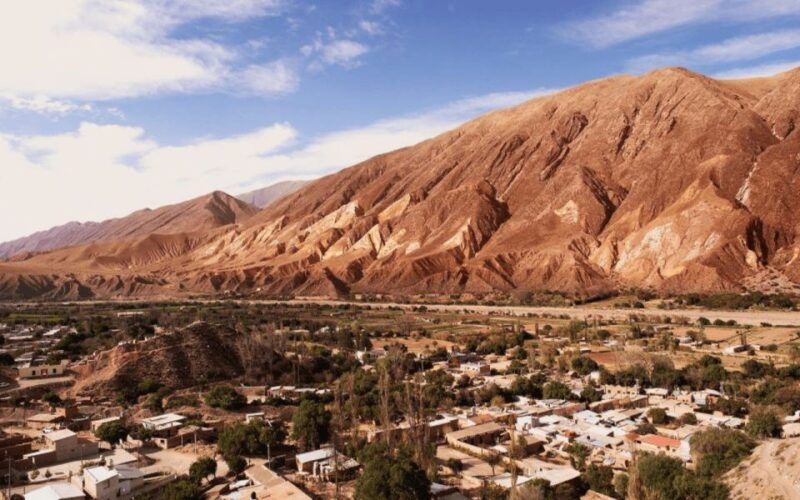 from-jujuy-hornocal-mountain-range-with-quebrada-de-humahuaca