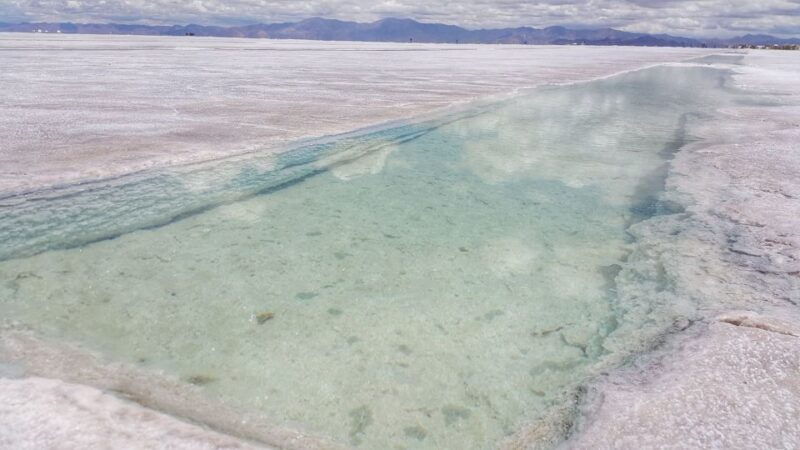 from-jujuy-salinas-grandes-purmamarca-los-colorados-hike