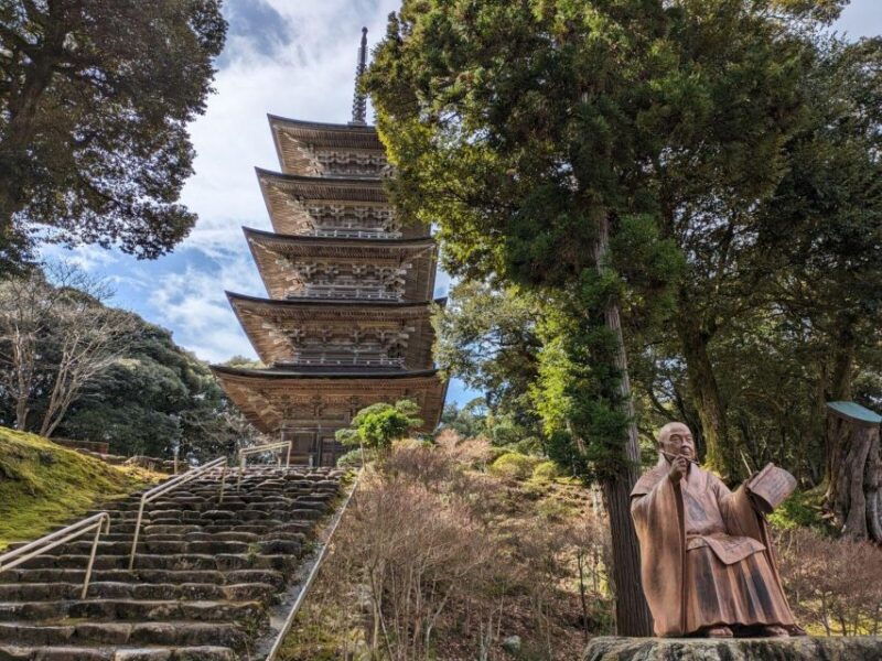 from-kanazawa-beaches-400-year-old-temples-aliens