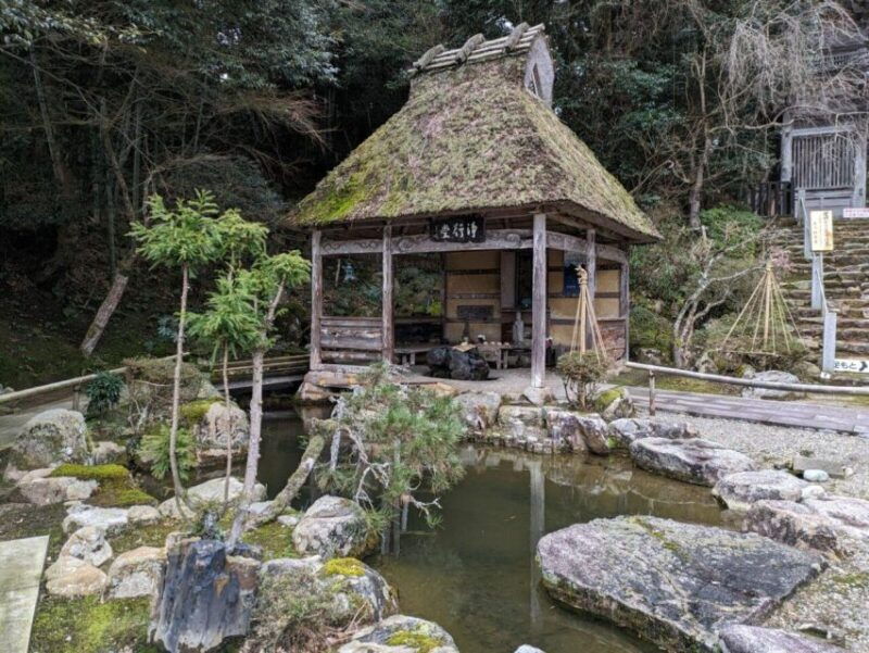 from-kanazawa-beaches-400-year-old-temples-aliens