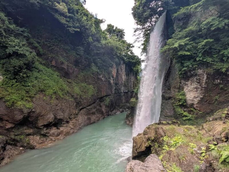 From Kanazawa: Hakusan White Road and Shirakawago Village - Important Tips for Travelers