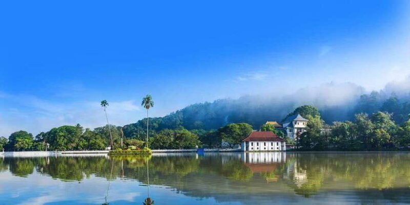 from-kandy-ambuluwawa-tower-three-temple-tour-by-tuk-tuk
