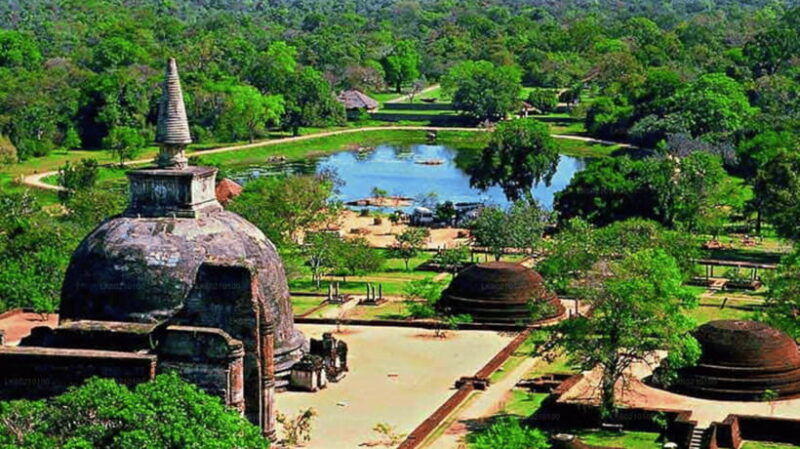 from-kandy-anuradhapura-day-trip-with-lunch