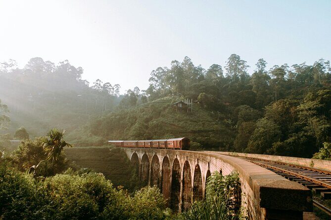 From Kandy: Second/Third Class Scenic Train Ticket to Ella - Who Will Love This Trip?