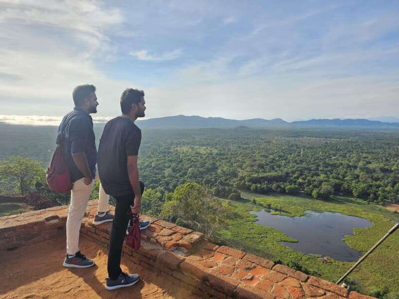 from-kandy-sigiriya-and-dambulla-day-trip-2