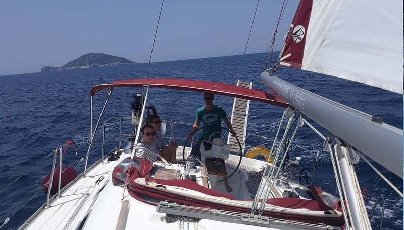 From Kassandra: Halkidiki Half-Day Beach Private Cruise - FAQs