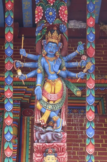 from-kathmandu-nagarkot-sunrise-and-changu-narayan-temple