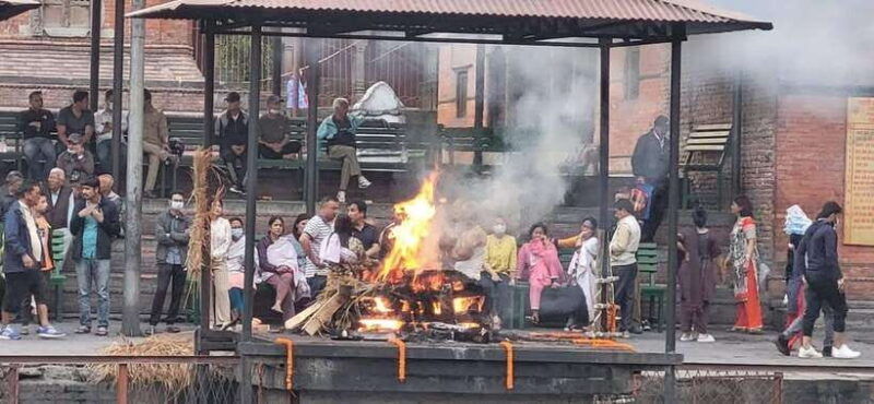 from-kathmandu-pashupatinath-boudhanath-and-bhaktapur-tour