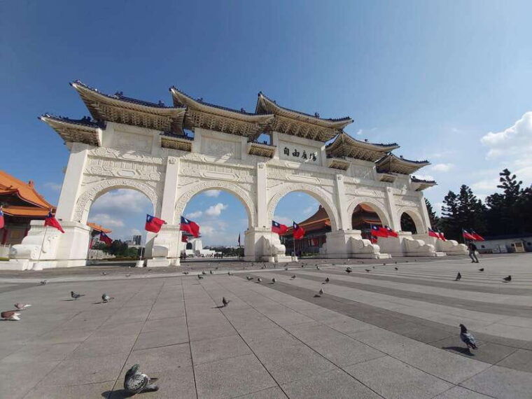 from-keelung-private-taipei-city-landmarks-shore-excursion