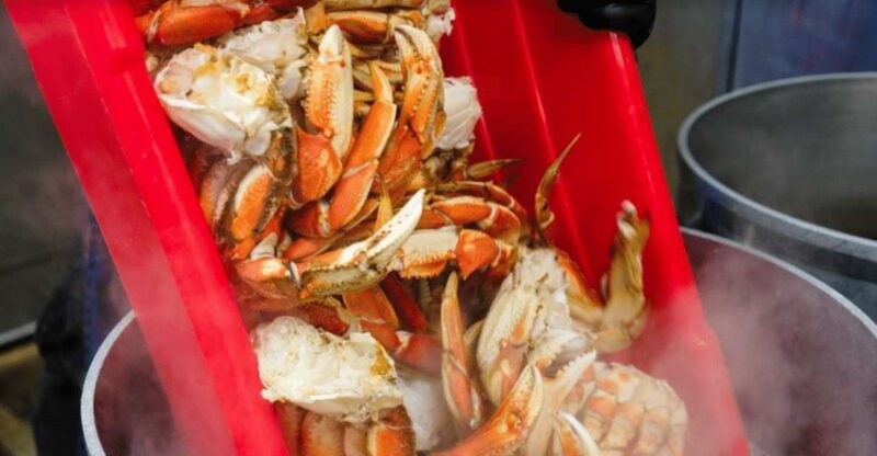 from-ketchikan-crab-feast-lunch-at-world-famous-lodge