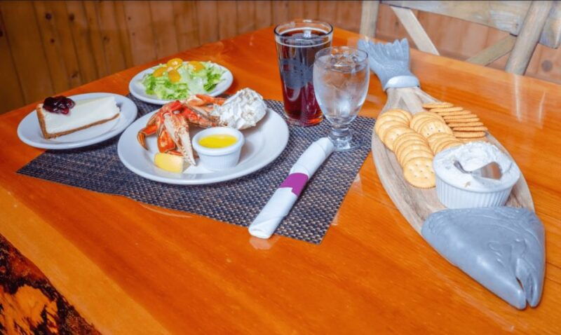 from-ketchikan-crab-feast-lunch-at-world-famous-lodge