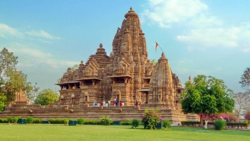 From Khajuraho: Full-Day Sightseeing Tour with Tiger Safari - The Safari Experience