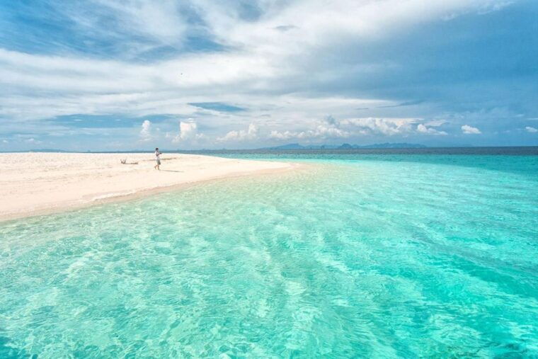 from-khao-lak-bamboo-phi-phi-islands-maya-bay-day-trip