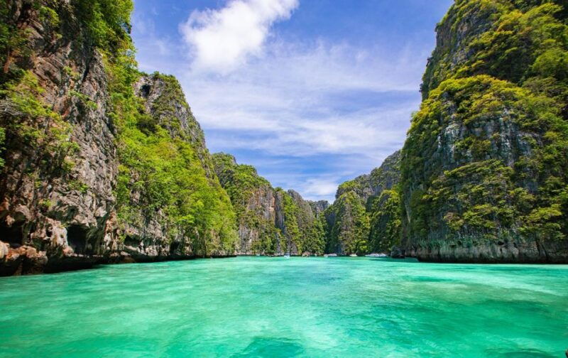 from-khao-lak-phi-phi-maya-bay-and-khai-islands-day-trip