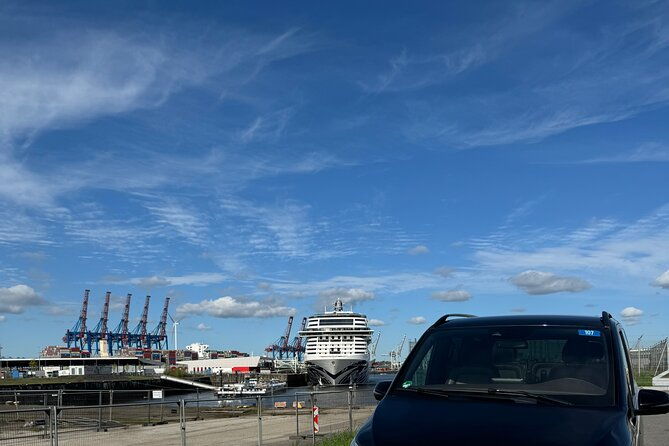 from-kiel-private-hamburg-6hour-tour-with-a-former-policeman