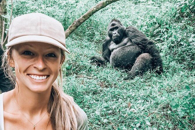 From Kigali: 3 Days Gorillas and golden monkeys trek Adventure - Starting Point: Kigali to Musanze – The Scenic Drive and Canoe Ride